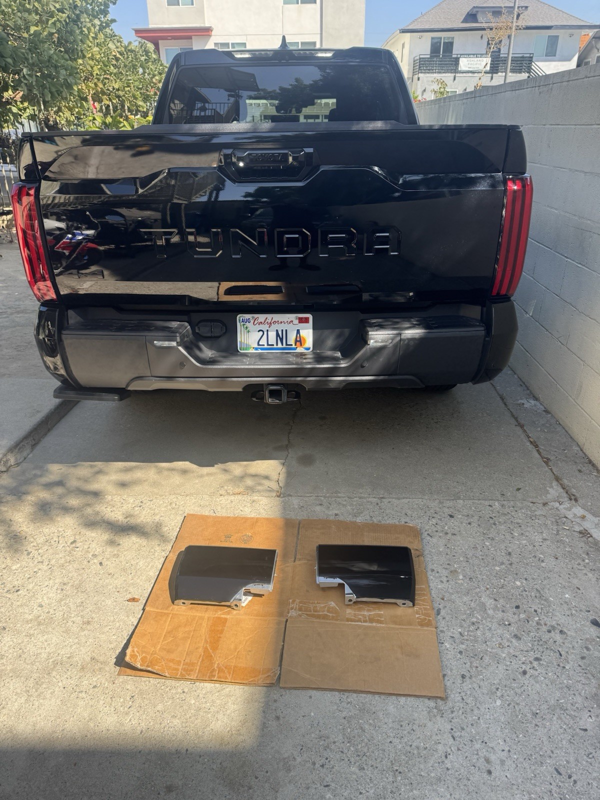 2023 Toyota Tundra Limited Rear Bumper Cover Satin Chrome Wrap In Gloss Black