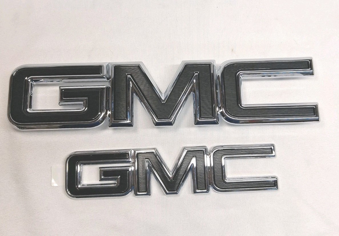 OEM 2018-2021 GMC Terrain Front & Rear Emblem Set Black Chrome 84321763 GM