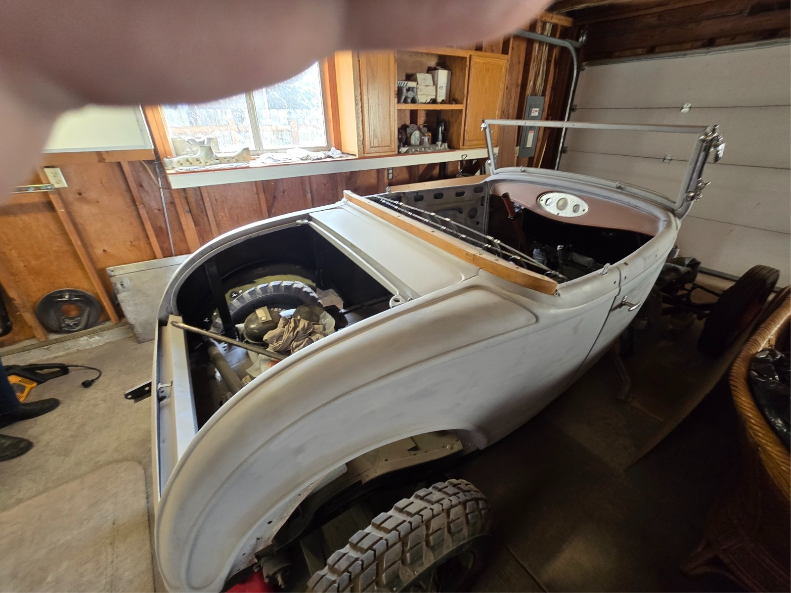 Fully restored 1932 Ford Roadster car kit, unfinished