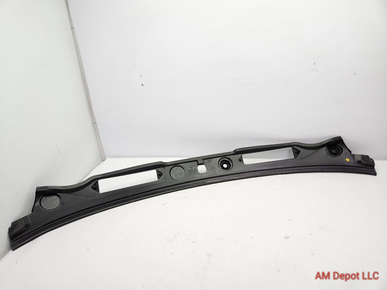 2009 BMW 135i 128i E82 E88 Windshield Bottom Cover Cowl 51717058220, 51714364446