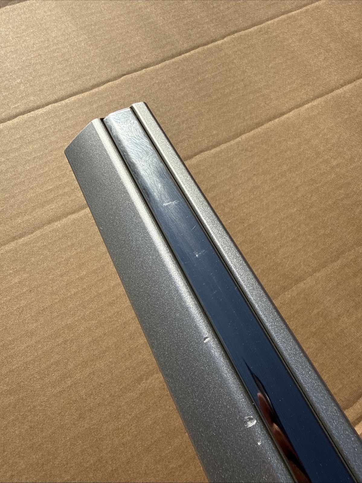 09-15 Honda Pilot Front Outer Right Passenger Moulding Trim OEM RH Silver Chrome