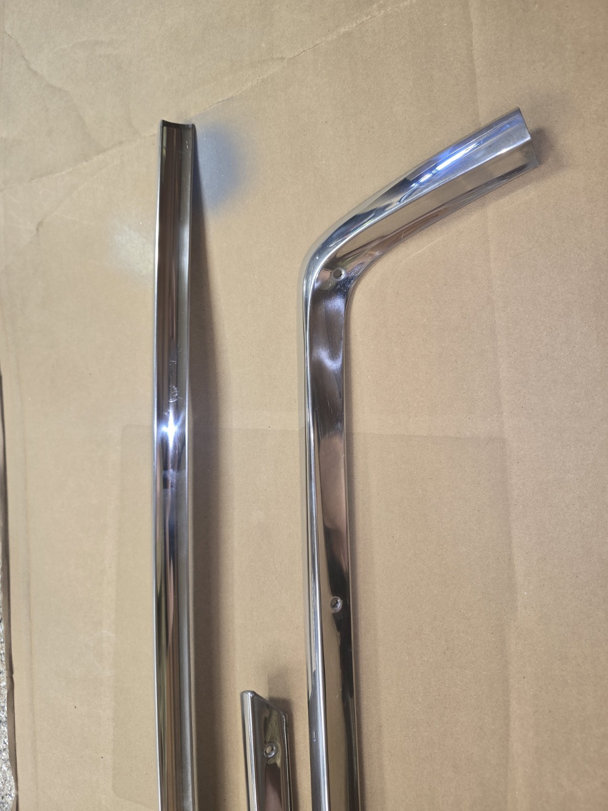 FORD THUNDERBIRD Rear Glass EXTERIOR MOULDING Trim Chrome 1964 65 66 OEM FOMOCO