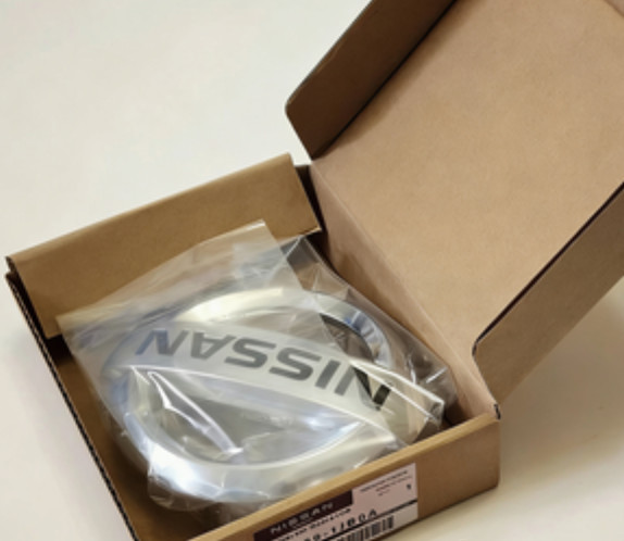 Front Grille Emblem Chrome Silver For Nissan Versa Sedan 2014~2019 NEW