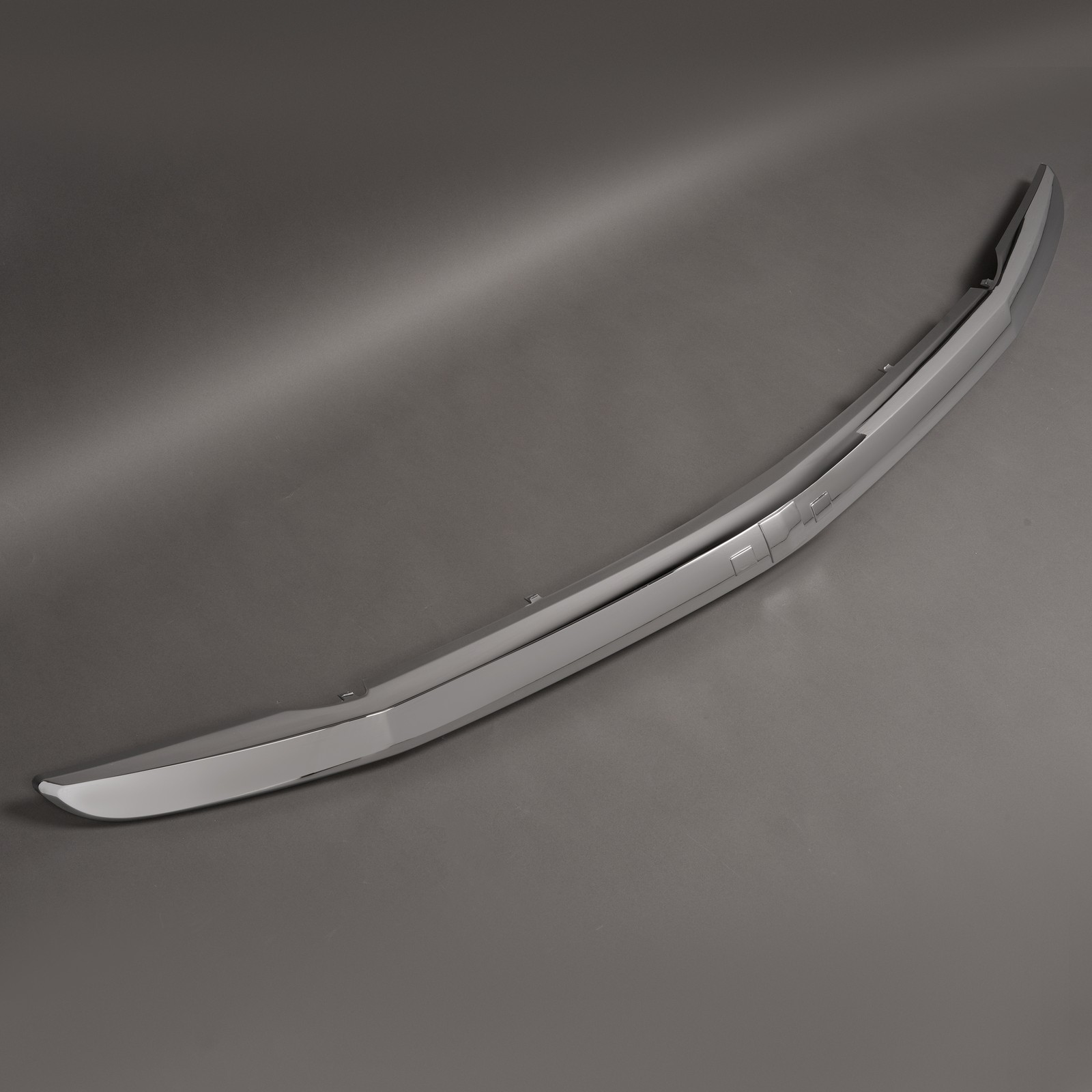 Fits Chevrolet Equinox 05-09 Grille Molding Trim Chrome Center Bar #GM1210106