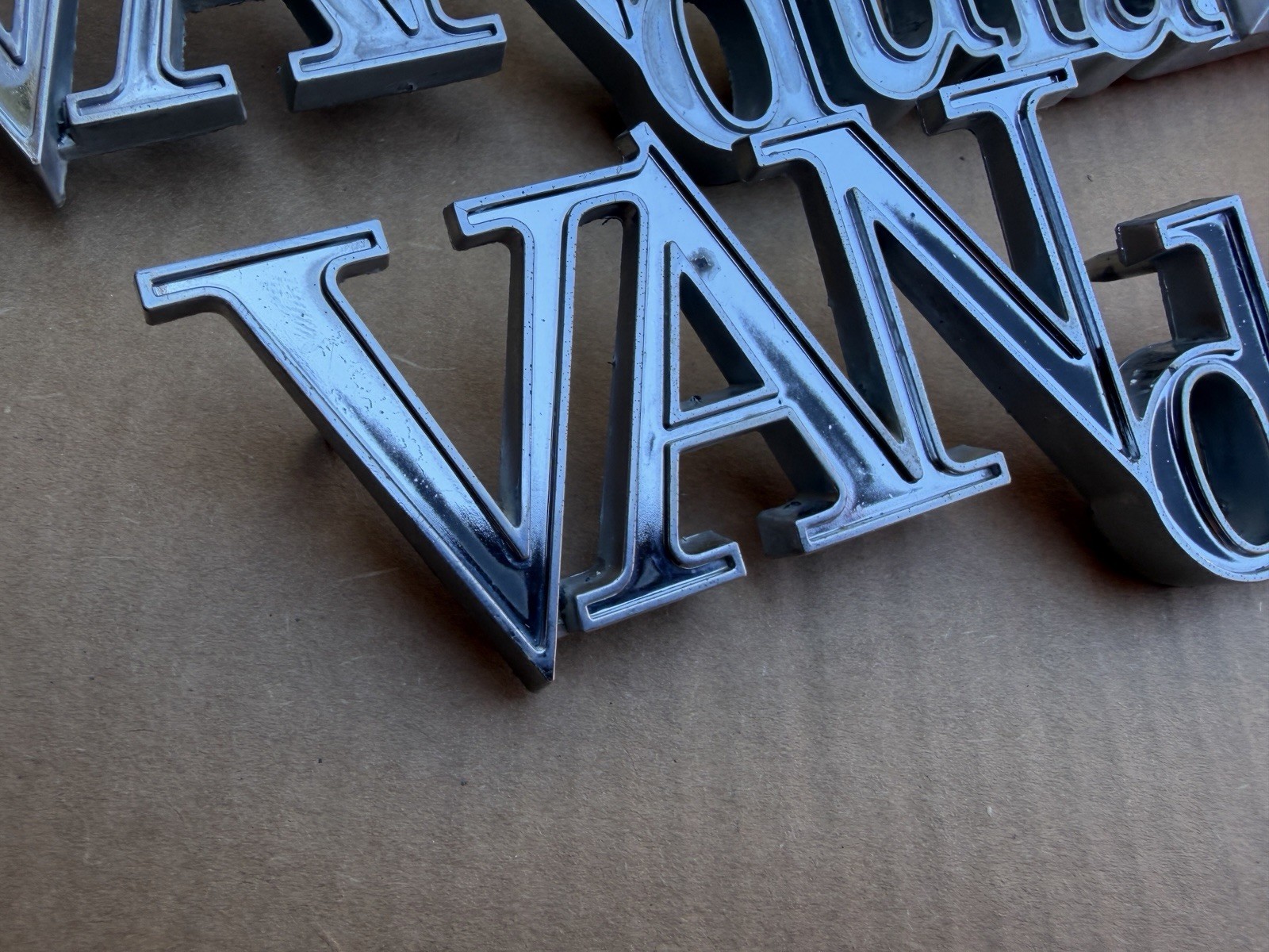 75-82 GMC G-Series VANDURA 25 Fender Emblems and Barn Door Emblem