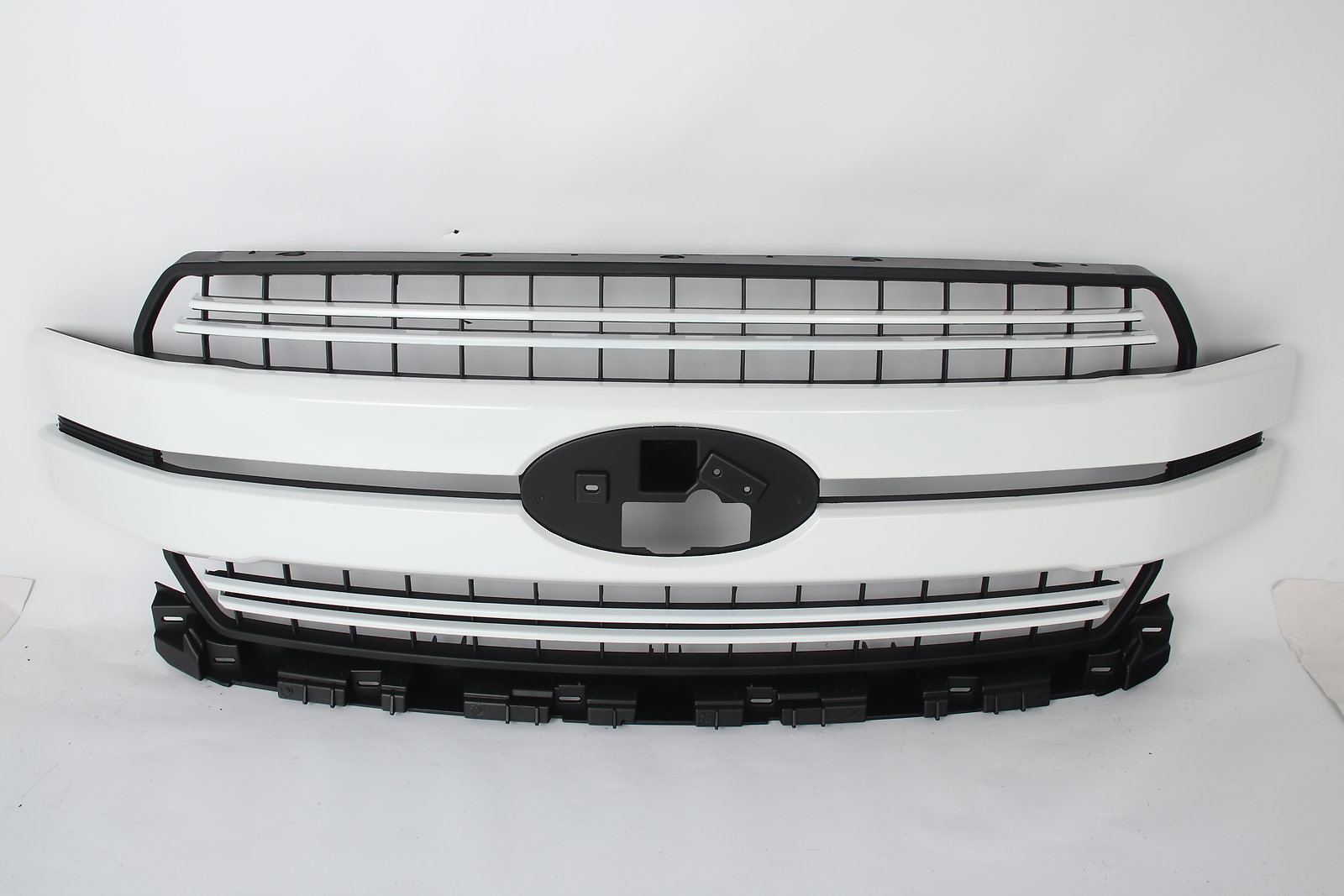 Oxford White+Black Front Upper Grille For 2018-2020 Ford F-150 F150 Lariat Style