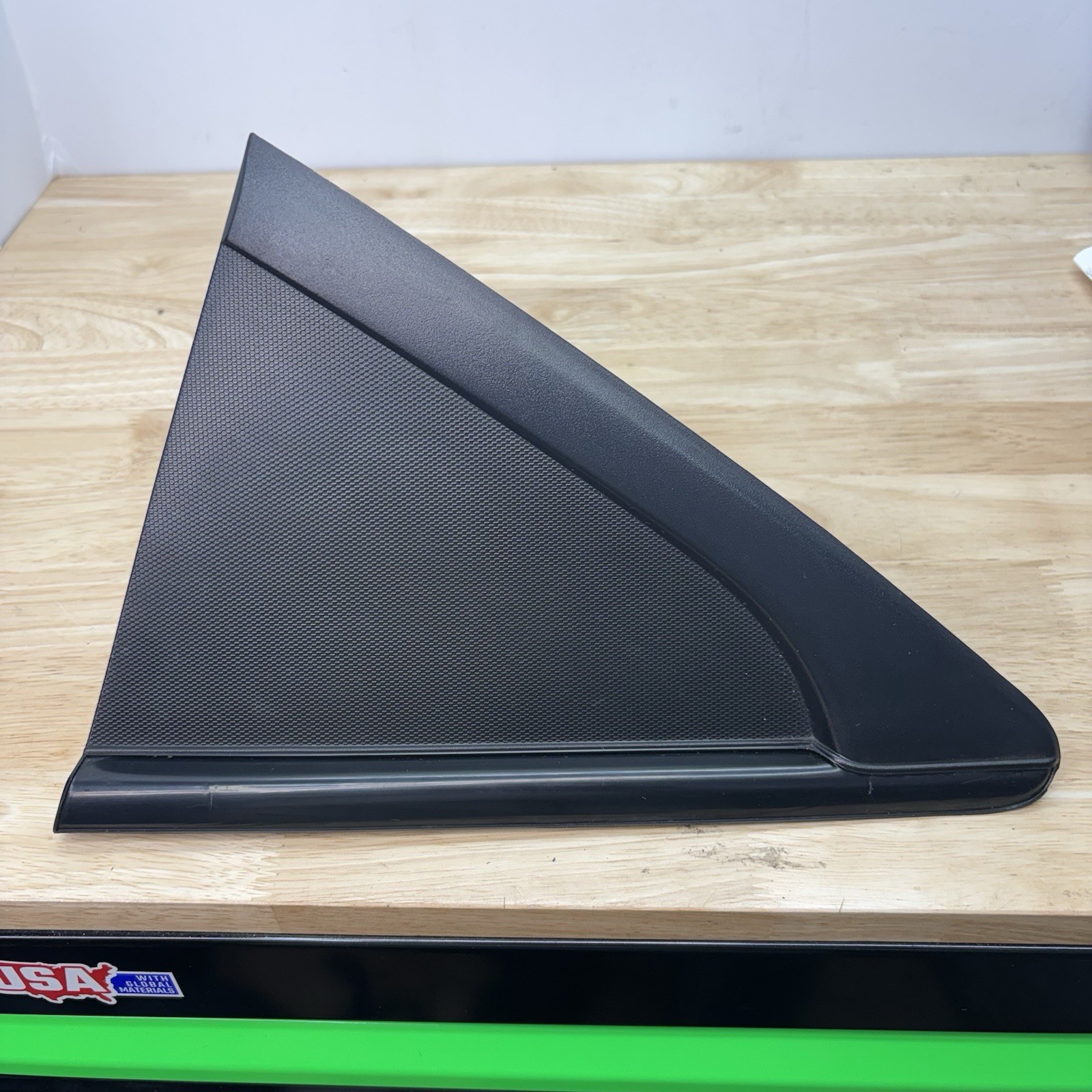 2011-2015 Chevrolet Cruze Exterior Window Applique Trim Left Side 95991482 OEM