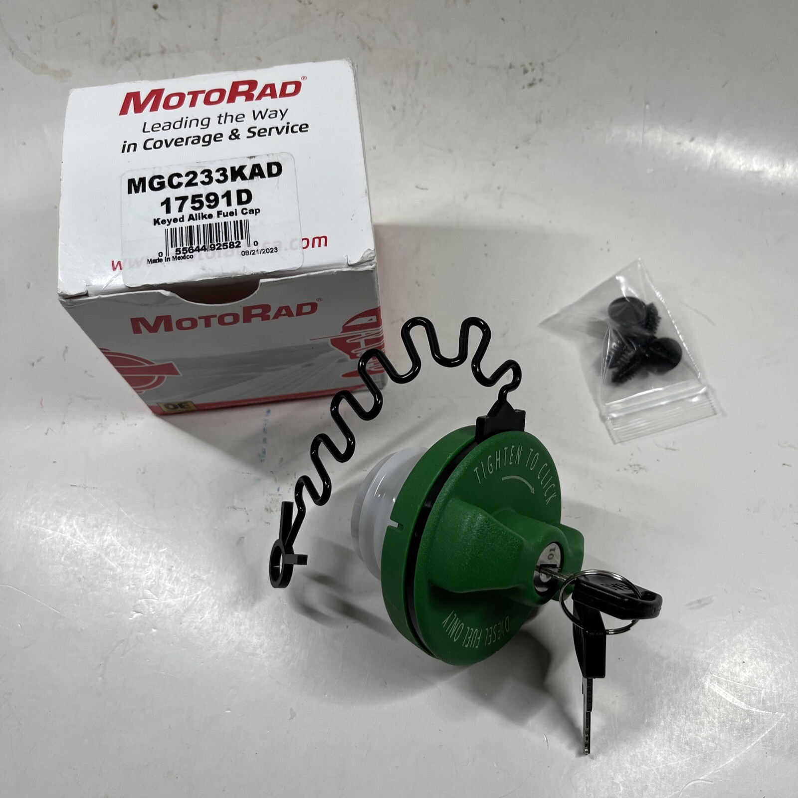 Motorad MGC233KAD Keyed Alike Locking Fuel Cap Tethered 17591D NEW Fast Shipping