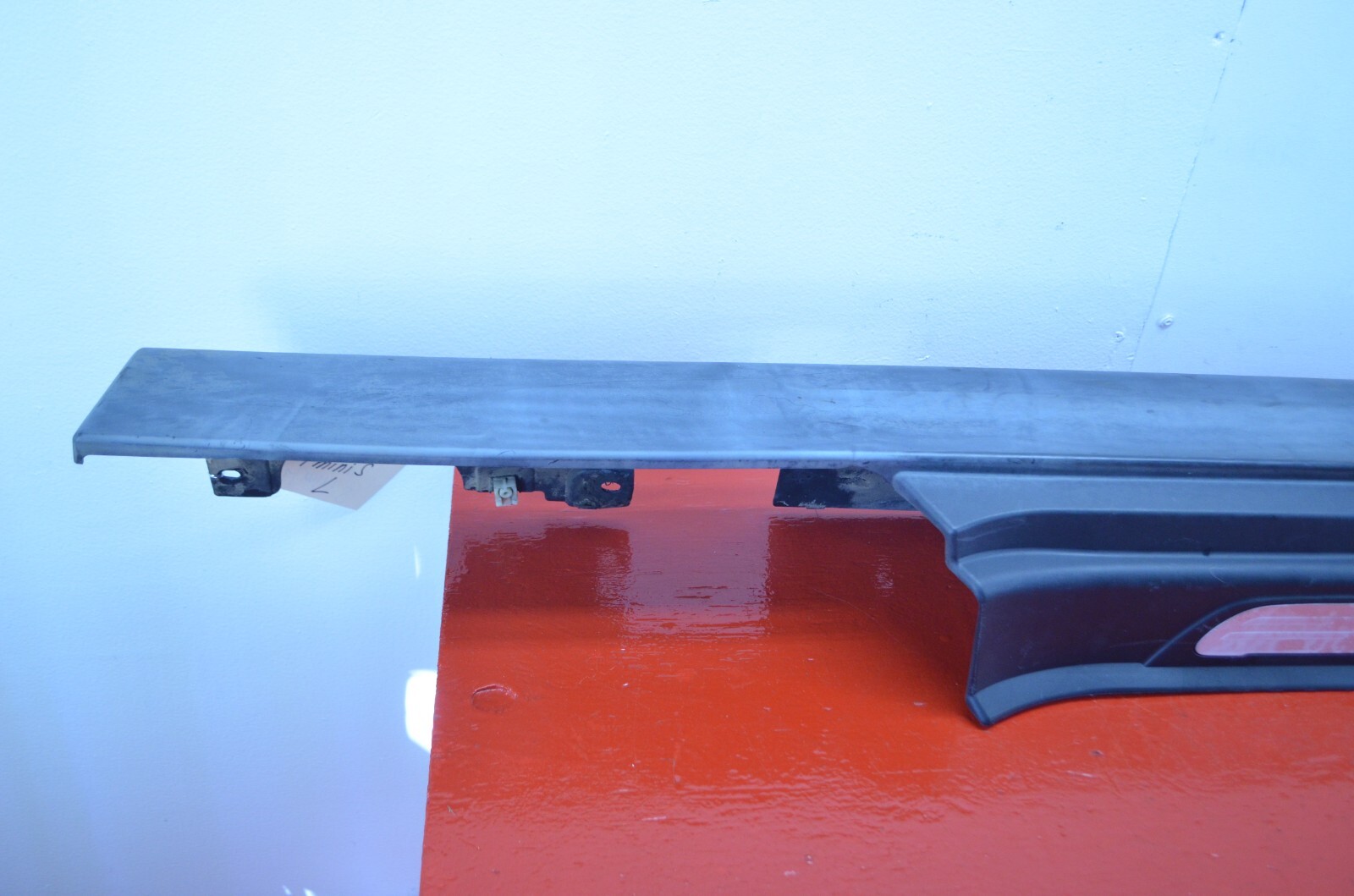 14-18 MINI COOPER S F56 2DR FRONT LEFT DRIVER SIDE ROCKER PANEL OEM