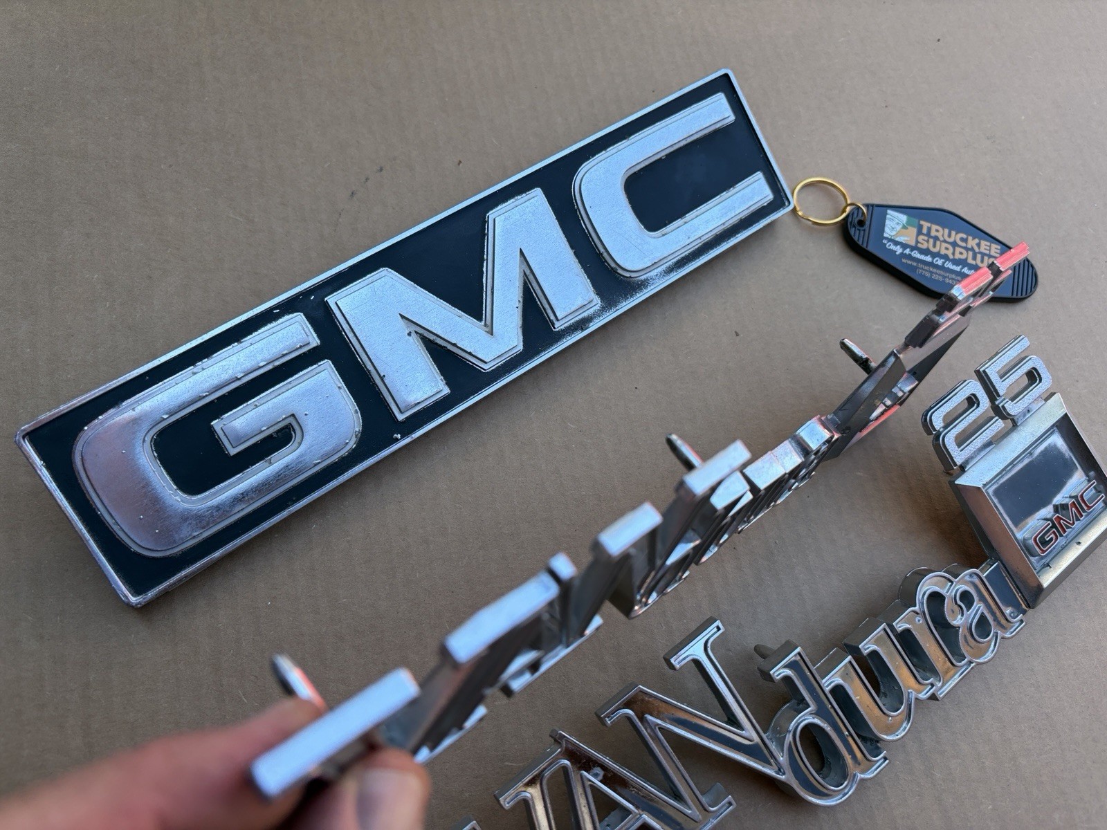 75-82 GMC G-Series VANDURA 25 Fender Emblems and Barn Door Emblem