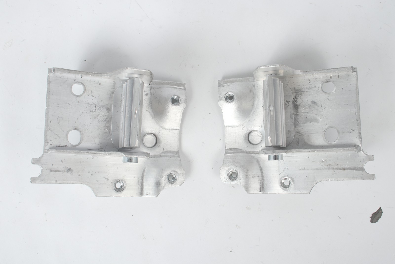 Front Bumper Mount Bracket Silver For BWW F01/F02/F10/F11/F12 2009 2010 2011-26