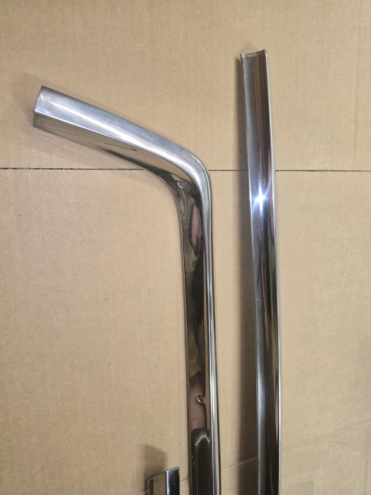 FORD THUNDERBIRD Rear Glass EXTERIOR MOULDING Trim Chrome 1964 65 66 OEM FOMOCO