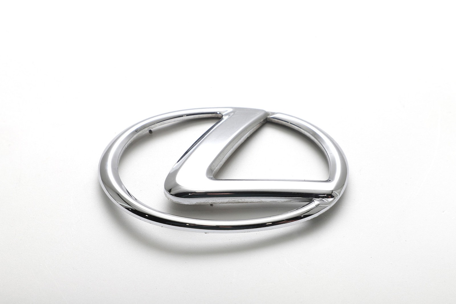 2013-2020 Lexus GS350 Rear Trunk Logo Emblem Chrome 90975-02078, B032, OEM, 2013