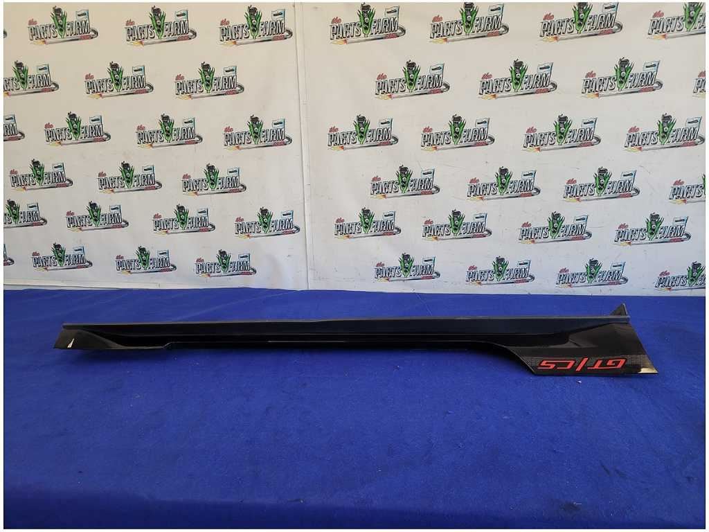 2015-2023 Ford Mustang GT S550 Passenger Lower Rocker Panel Paint G1 2877