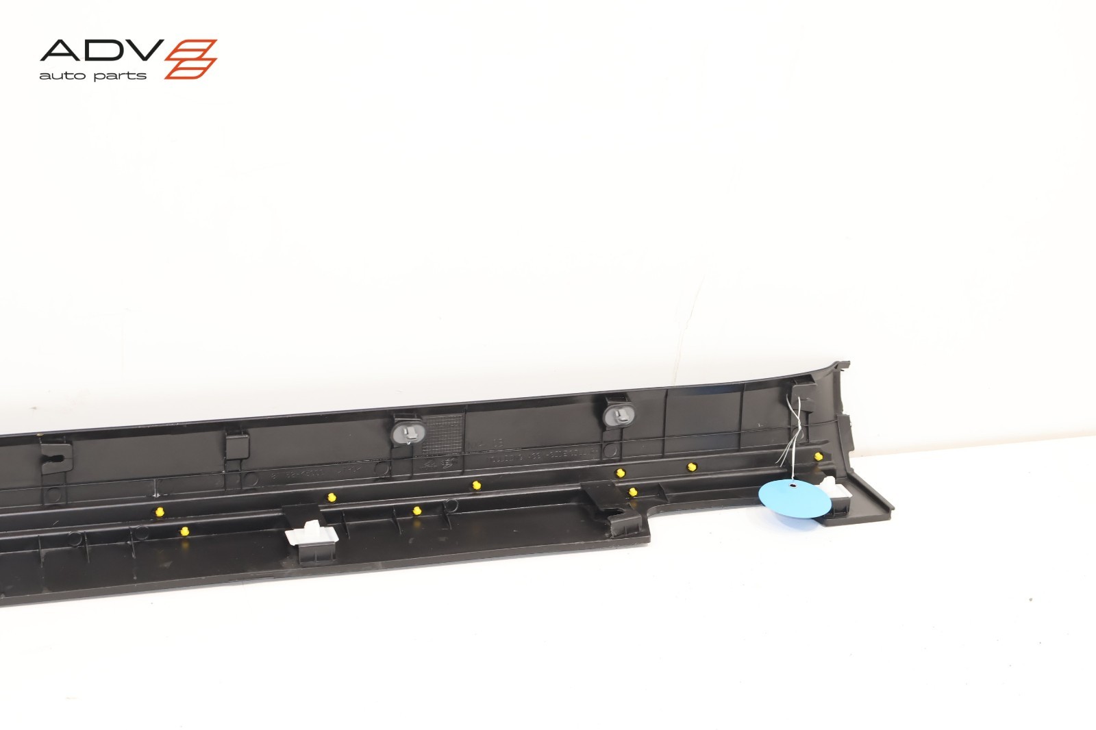 2022-2025 HYUNDAI SANTA CRUZ RIGHT PASSENGER SIDE SKIRT ROCKER PANEL MOLDING OEM