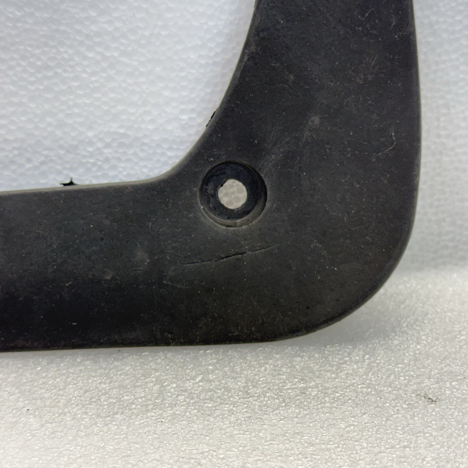 2003-2013 Maserati Quattroporte M139 Front Left Deflector 69215400 OEM