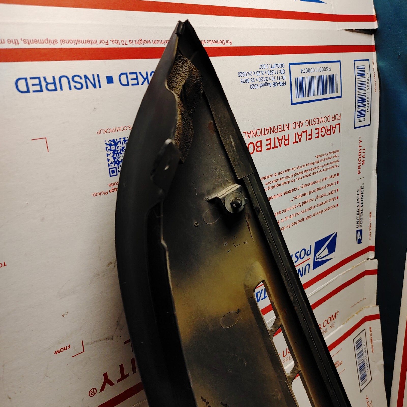 92-96 Isuzu Rodeo Driver Left Rear Upper Corner Molding On Quarter Panel OEM