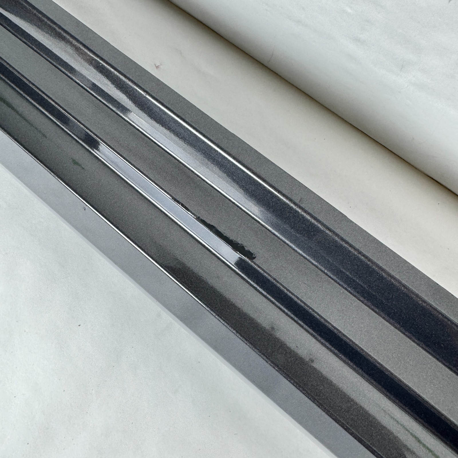 OEM 2018-2025 Toyota Camry LE XLE Left Gray 1H1 Rocker Panel Molding 75852-06941