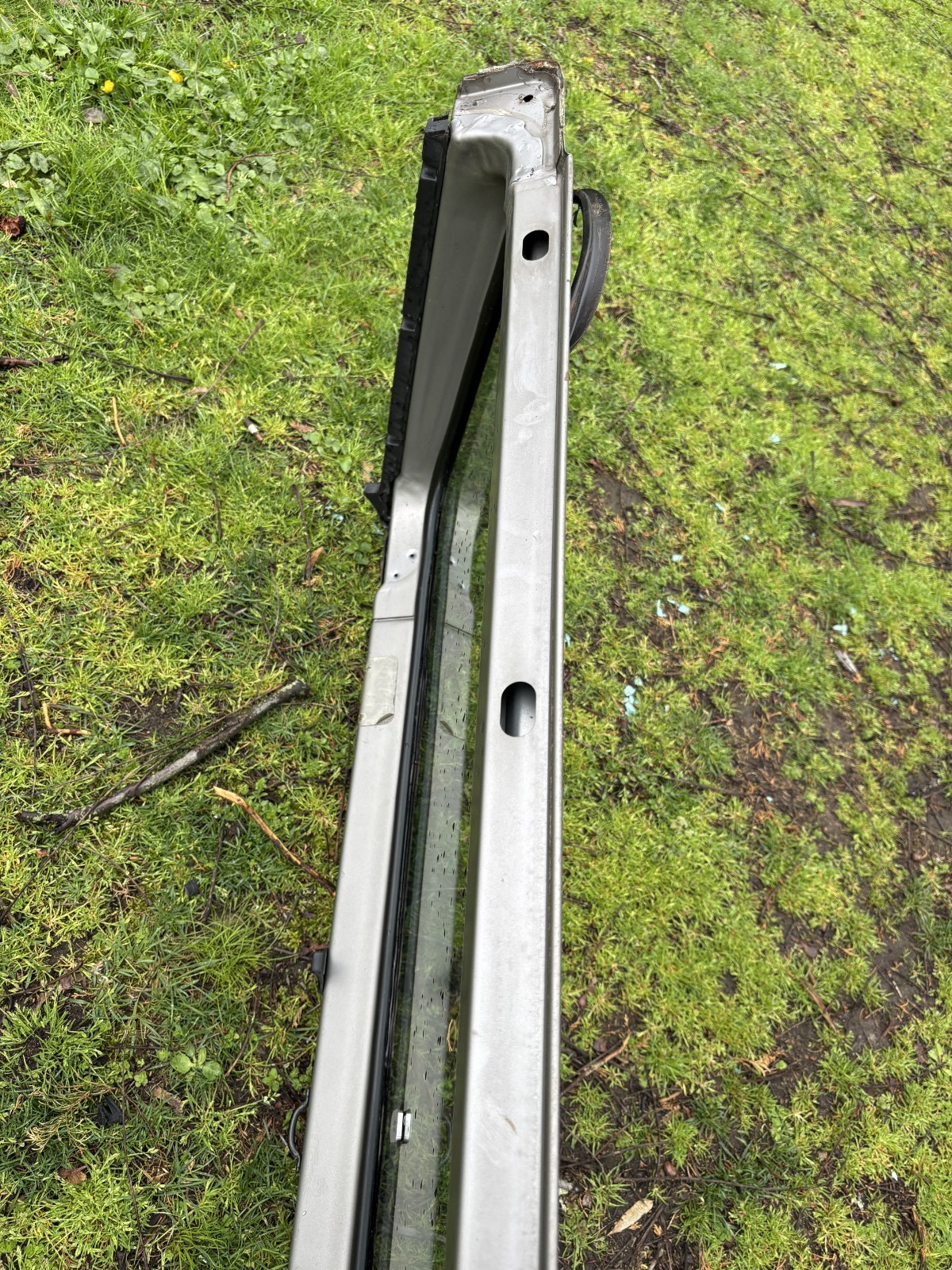 97-02 JEEP Wrangler TJ MOVEABLE WINDSHIELD FRAME WIITH GLASS clean condition gre