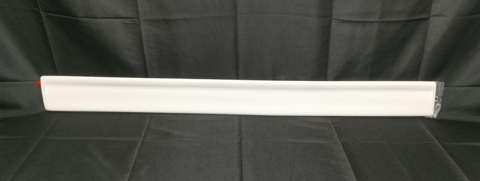 OEM 20816961 White Diamond Pearl Driver Door Molding 07-14 GM Trucks, Pickups