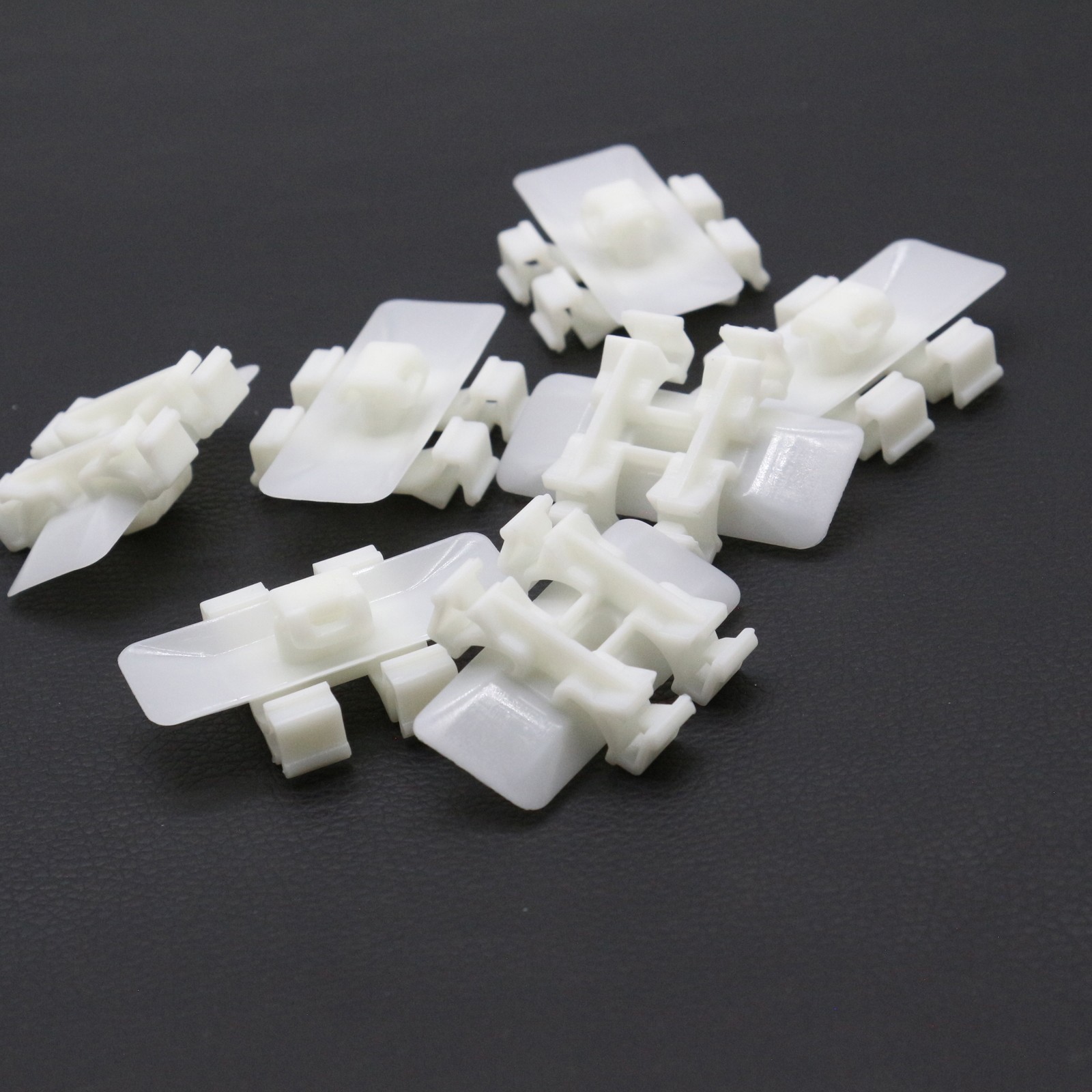 30 Pcs Door Moulding Clip For Mercedes-benz C E S Clk-class 1994-2009 0079887178