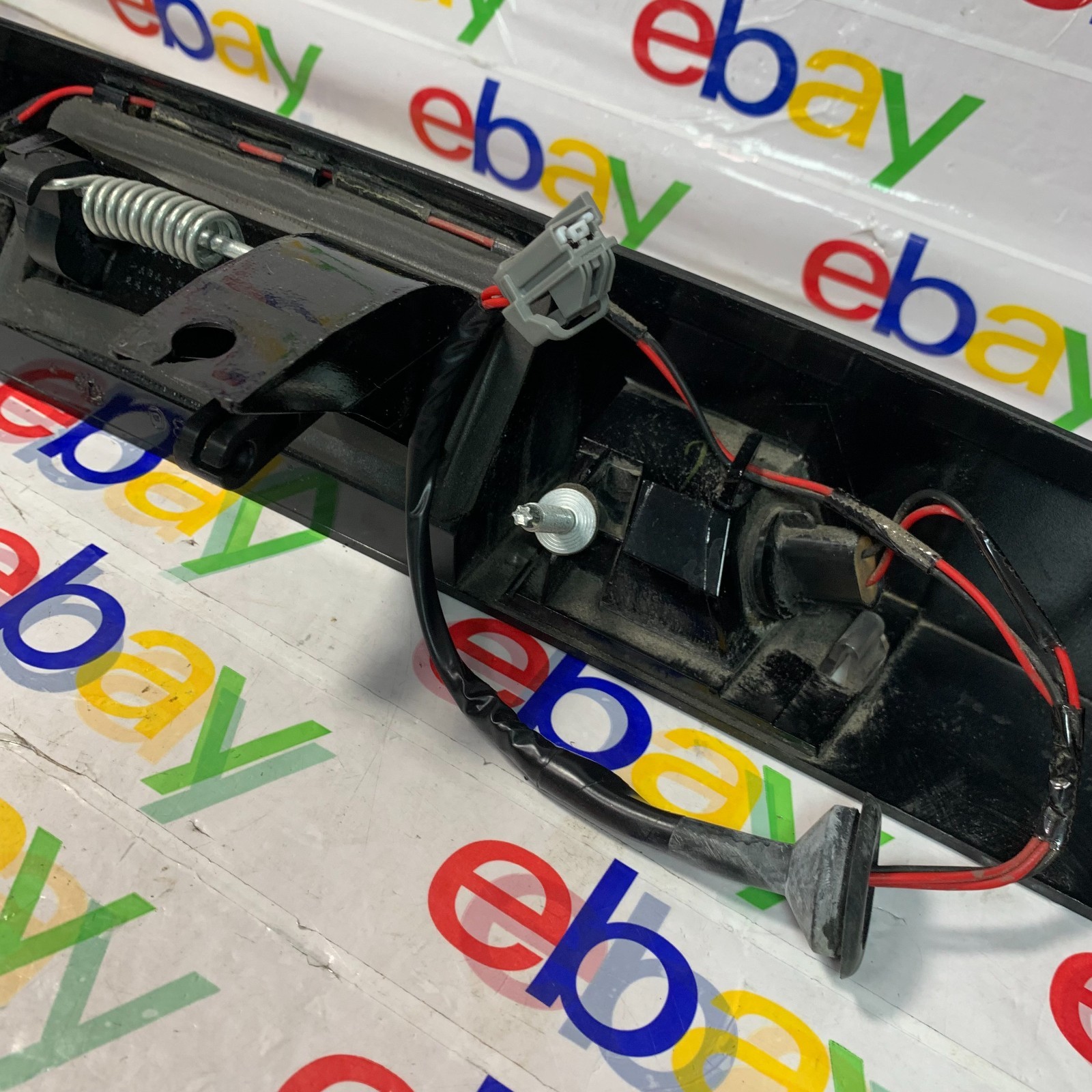 2007 – 2017 Jeep Patriot Compass Rear Liftgate Hatch Trunk Trim Handle PX8 7184