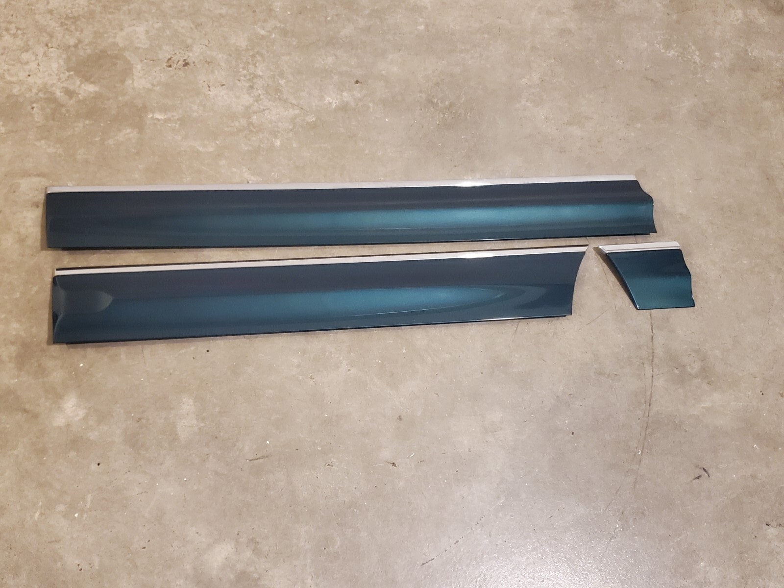 1997-2004 Buick Park Avenue 43u Majestic Teal 3pc Lh Driver Door Trim Molding
