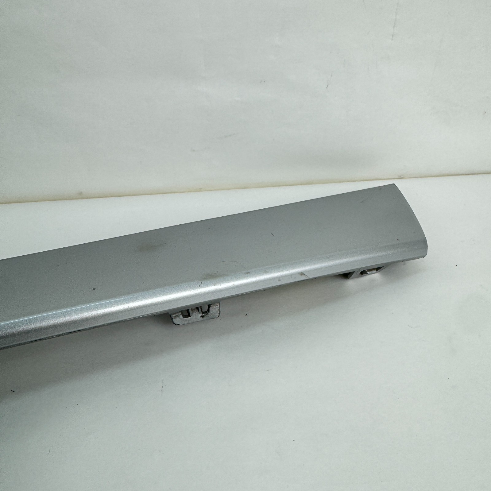 OEM 2019 – 2025 Chevrolet Blazer LT Front Bumper Lower Center Molding 84383258