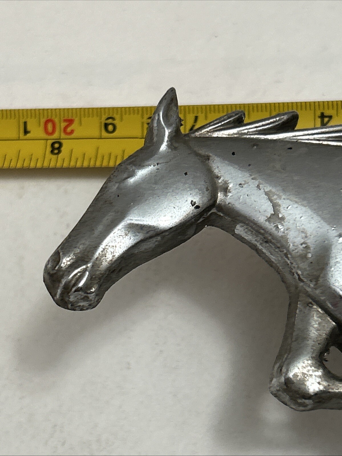 FORD MUSTANG “RUNNING HORSE” CHROME GRILL EMBLEM C7ZB-8A2224-A 67165-2