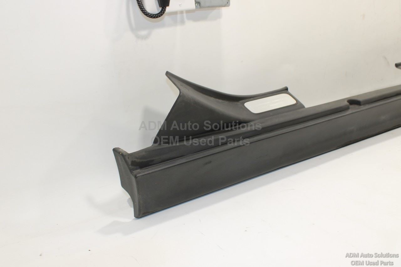 2015 – 2024 MINI Cooper F55 Right Passenger Side Skirt Rocker Panel OEM 7315524