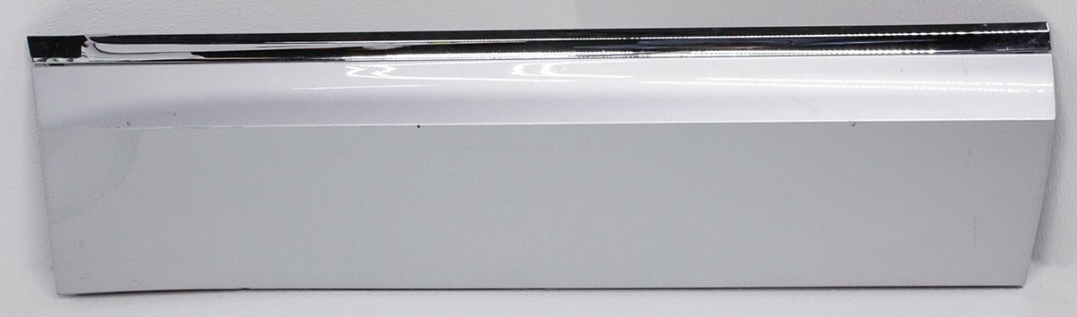 OEM Reflex Silver VW Atlas Right Passenger Rear Door Molding 3CN-854-950-B-A7W