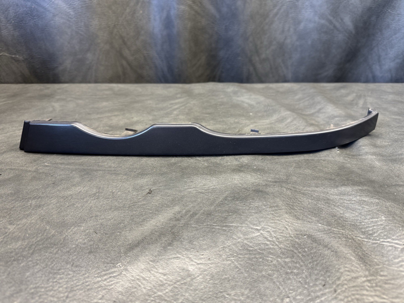 99-01 BMW E46 323ci 325ci 330ci Front Left Head Light Moulding Trim OEM
