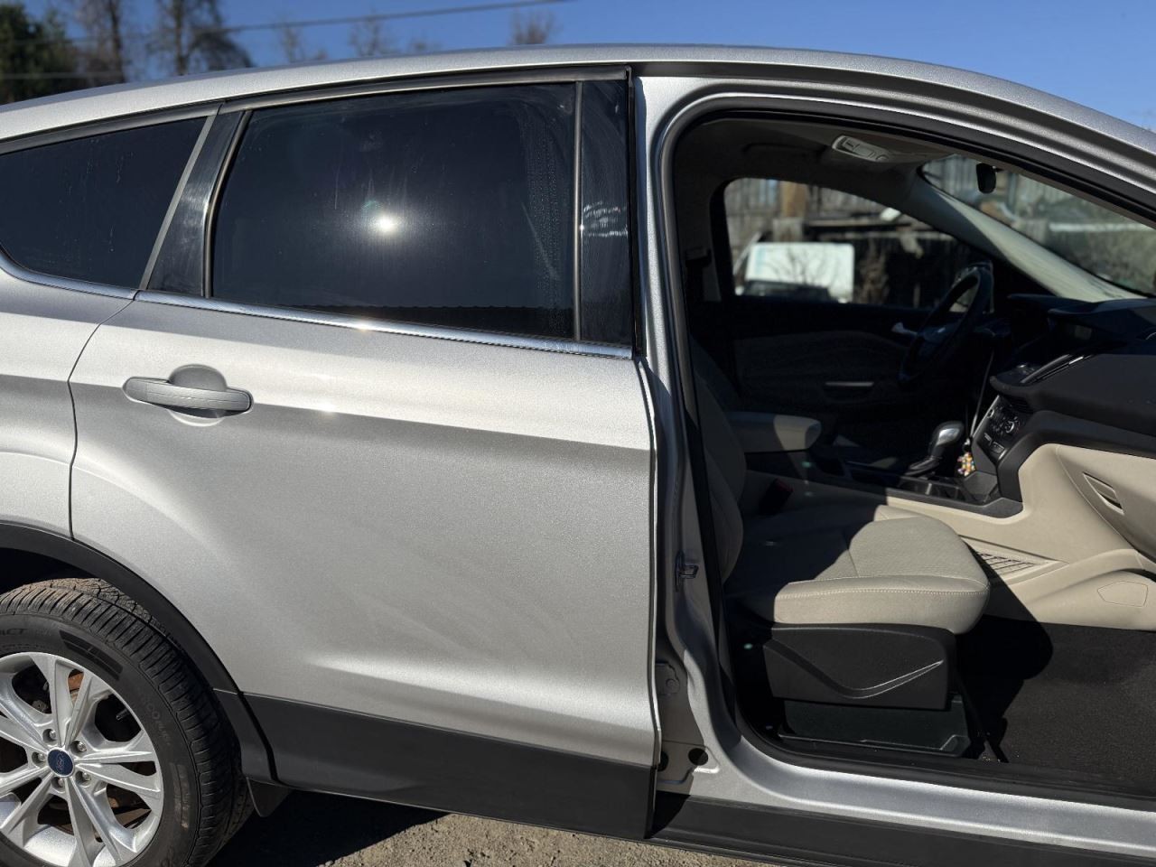2013-2019 Ford Escape Right Passenger Side Rocker With Post Silver