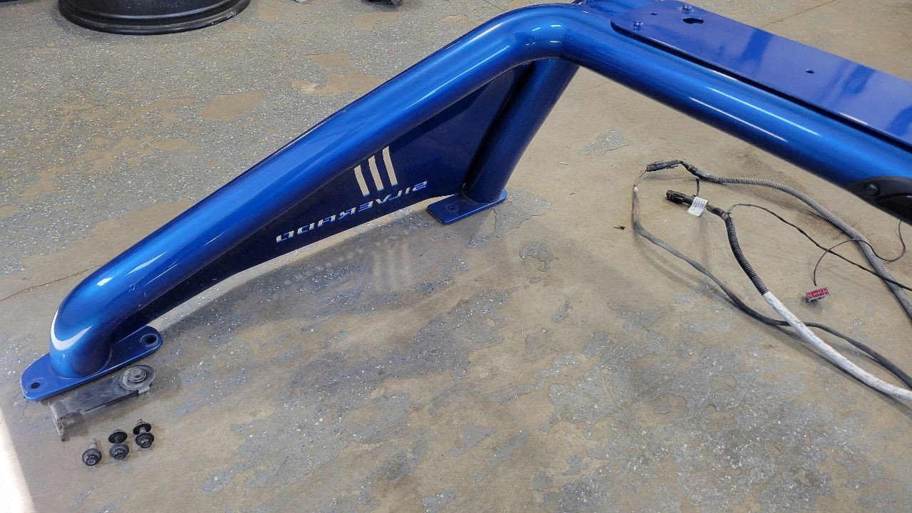 2019-2025 SILVERADO OEM BED SPORT APPEARANCE ROLL BAR REAR BLUE 19-25