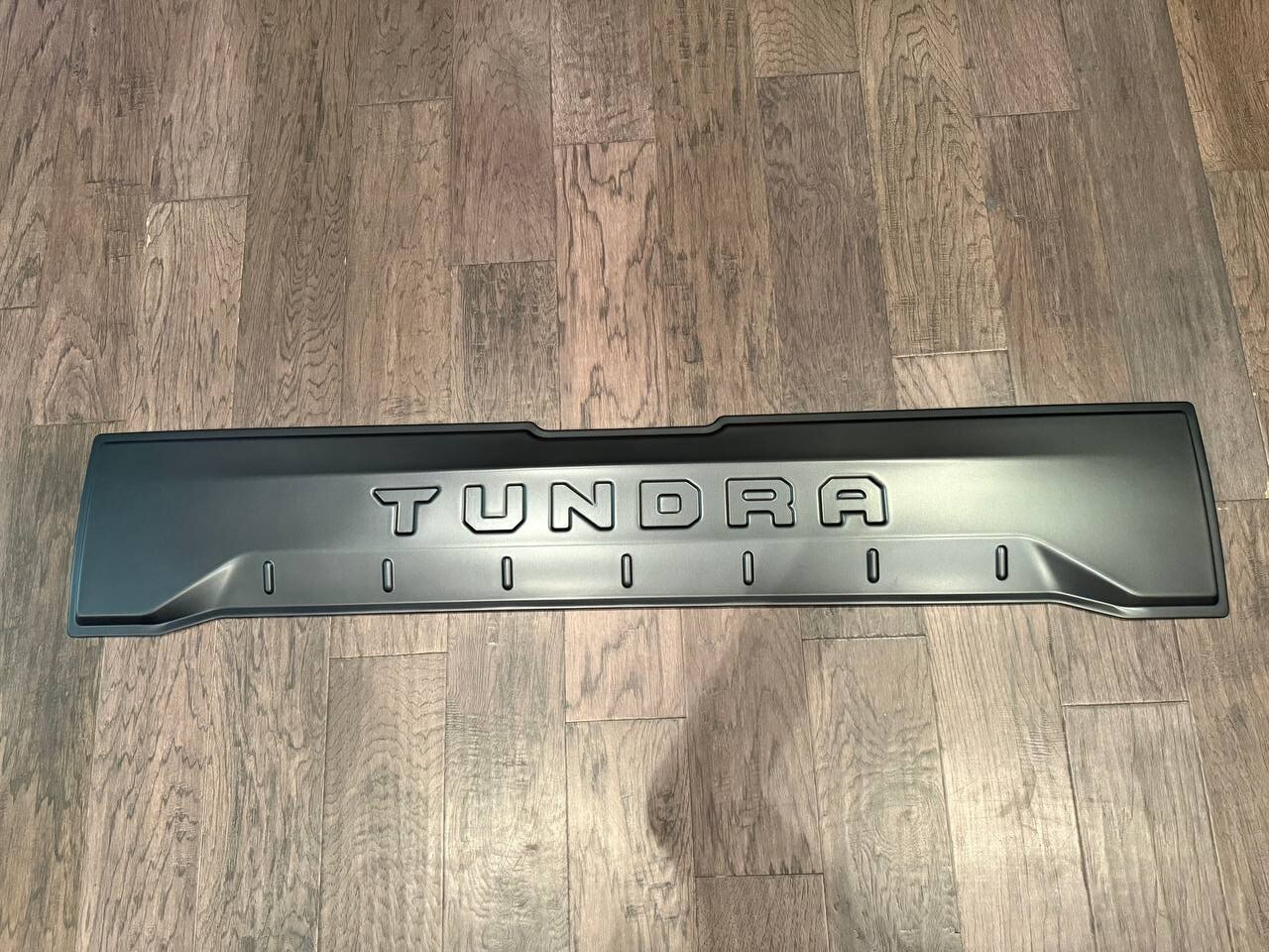 13-21 TOYOTA TUNDRA Rear Tailgate Applique Panel Cover Trim Fast & Free Shipping