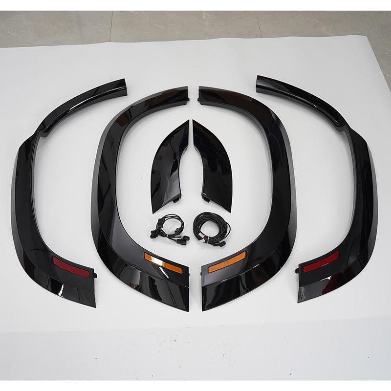 Gloss Black Widening Fender Flare Wheel Arch with Light For Defender 110 2020-23