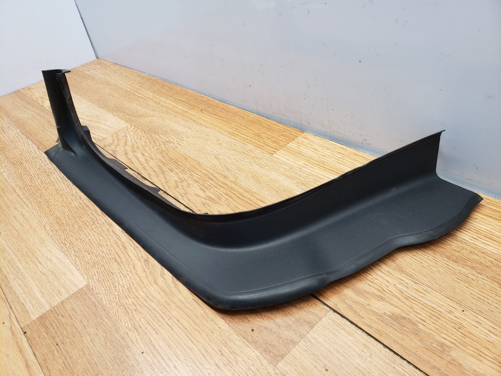 ✅ 16-19 OEM BMW G12 740i 750i Rear Left Driver Side Trunk Water Gutter Deflector