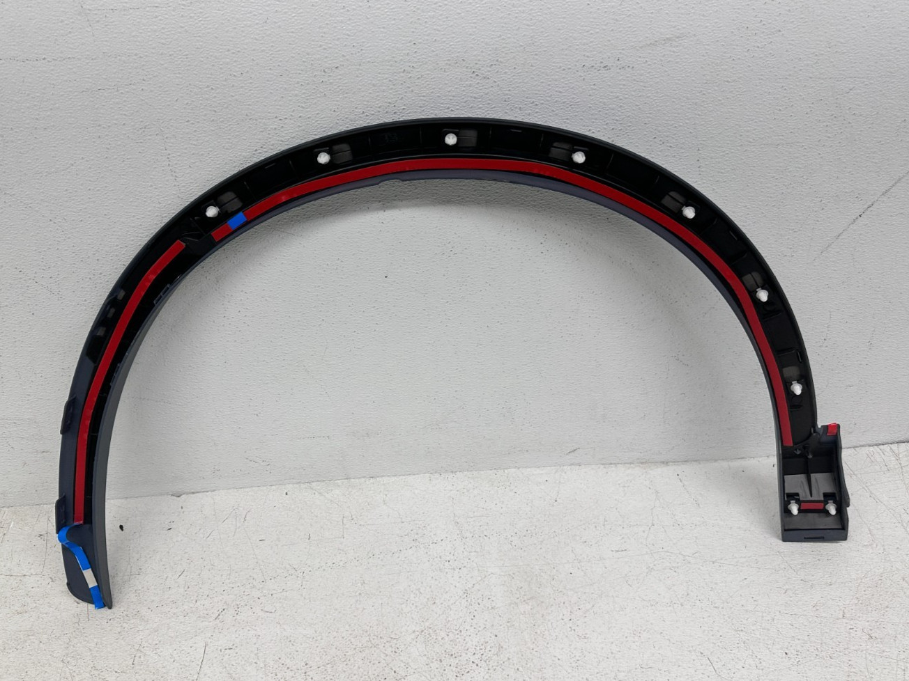 NEW 2015-2018 AUDI Q3 FRONT RIGHT SIDE FENDER FLARE WHEEL ARCH MOLDING TRIM OEM