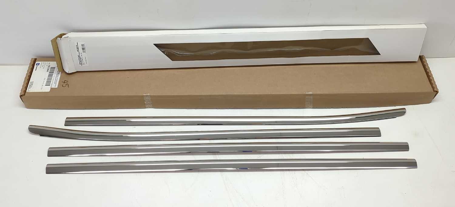 New OEM genuine GM PUTCO Window Edge Trim Kit 2014-2019 Silverado 19353848 4pc