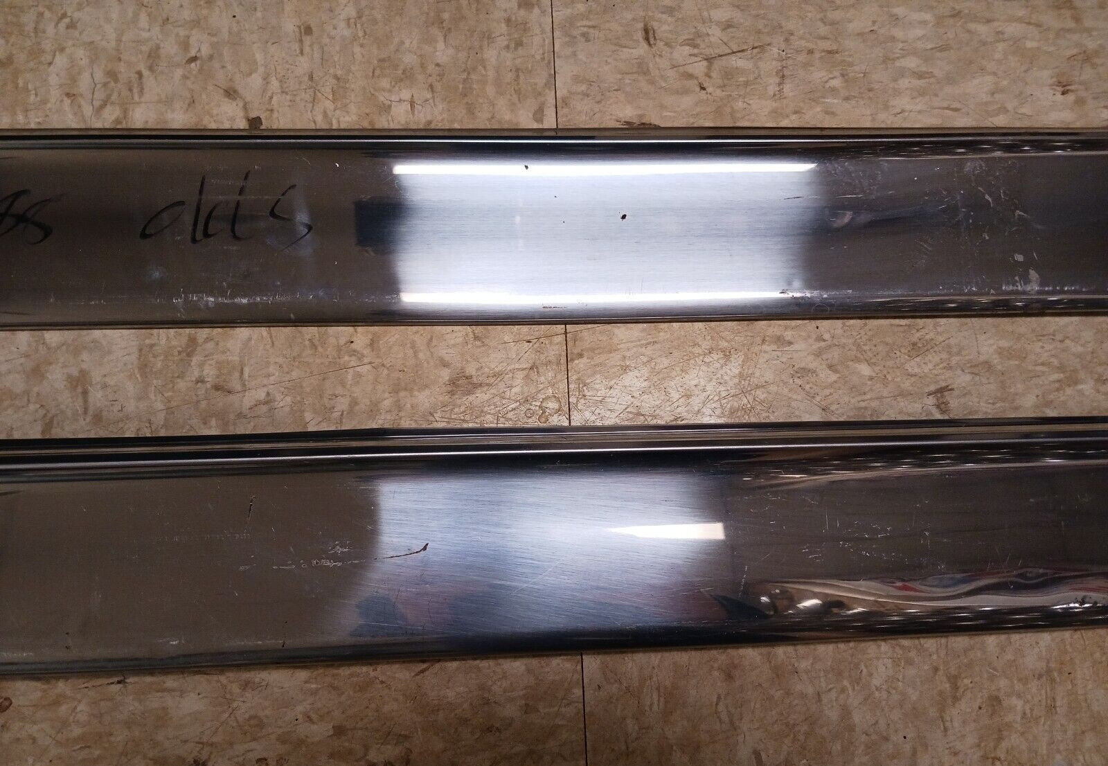 New OEM GM Rocker Trim Set w/ 2 End Caps 9 Mounts 1964 Oldsmobile 88 (TB24)