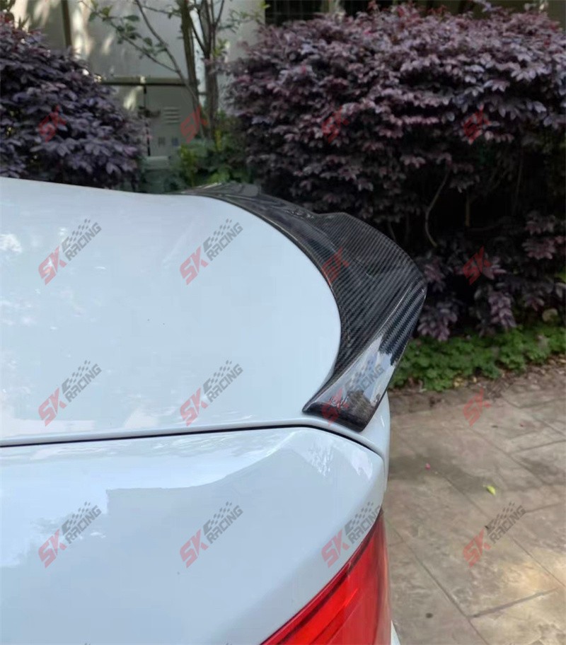 Glossy Black/Carbon Fiber Fits BMW 5 Series M5 520i 530i 540i Rear Spoiler Wing