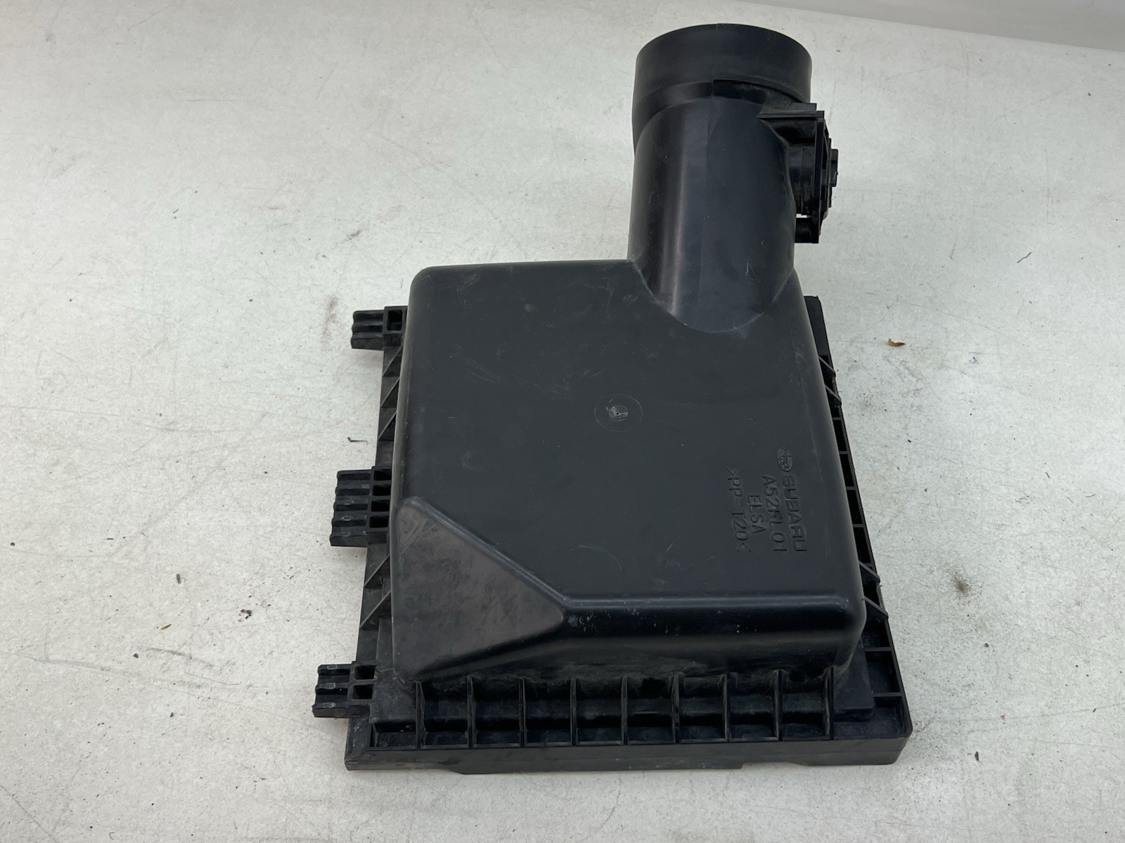 2017-2023 SUBARU IMPREZA AIR CLEANER FILTER INTAKE BOX OEM