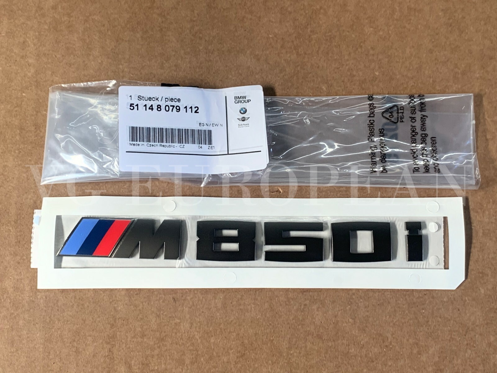 BMW Genuine G14 G15 G16 8-Series Cerium Gray Trunk Emblem M850i Lettering Badge