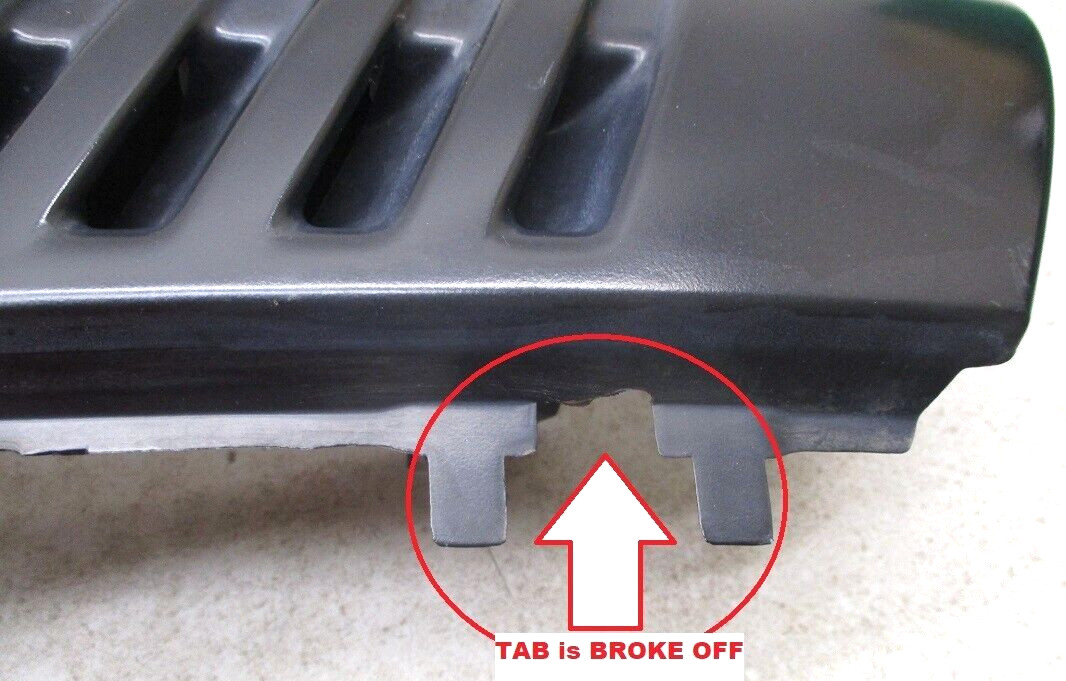 00 to 06 Suburban Rear Left & Right Applique D Pillars Extension Moldings OEM