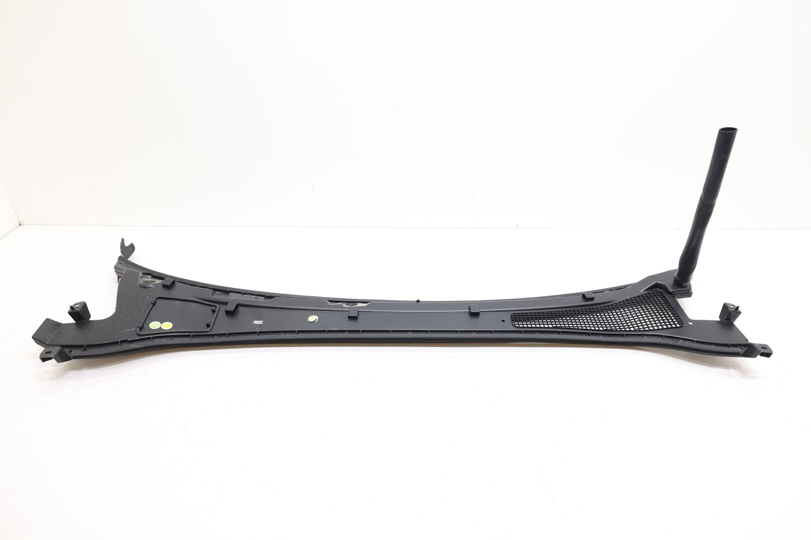 2023-2026 VINFAST VF 8 FRONT WINDSHIELD WIPER COWL GRILLE PANEL OEM BEX30013017