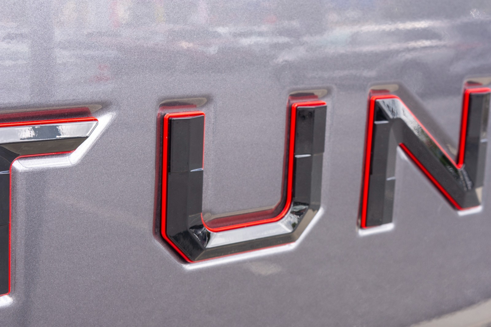 Black Red Emblem compatible TOYOTA 2022-2026 TUNDRA Front tailgate letters