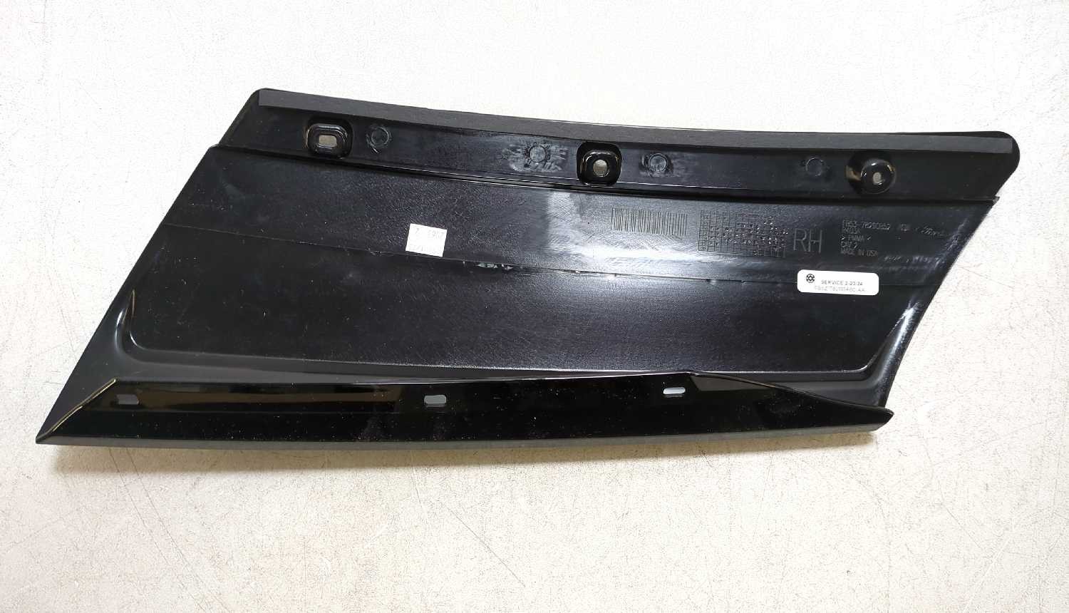 New OEM Ford Rear D-Pillar Trim 2016-2019 Explorer RH Black FB5Z-78290A60-AA