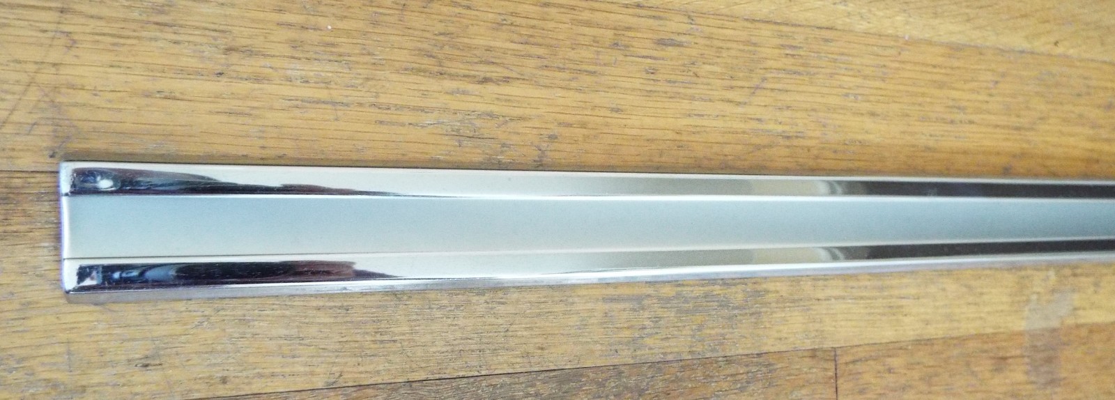1963 Oldsmobile Super 88-Dynamic 88 Front Door Molding driver & passenger side