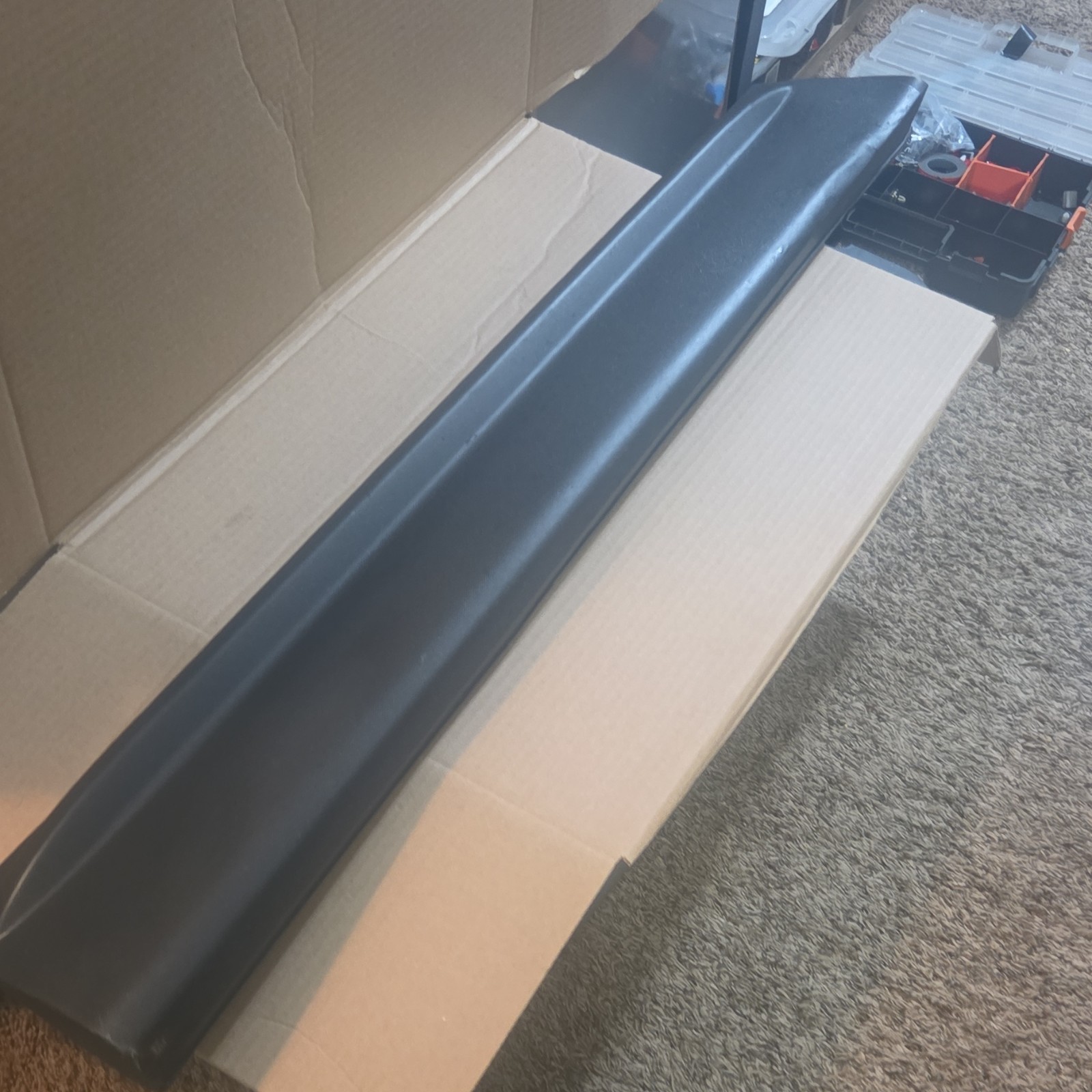 2010-2017 GMC Terrain Front RH passenger Side Door Gray Lower Moulding OEM