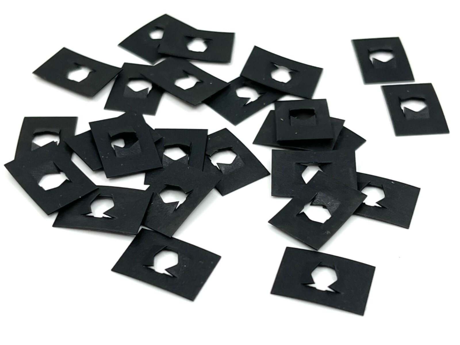 25 pcs fits Pontiac Chevy flat push on smooth 5/32″ stud emblem script clips